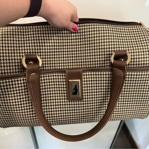 London Fog hand luggage